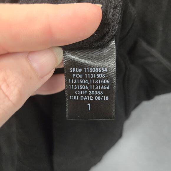 NEW Torrid Girls Can Do Anything Tee Size 1X - Picture 3 of 5